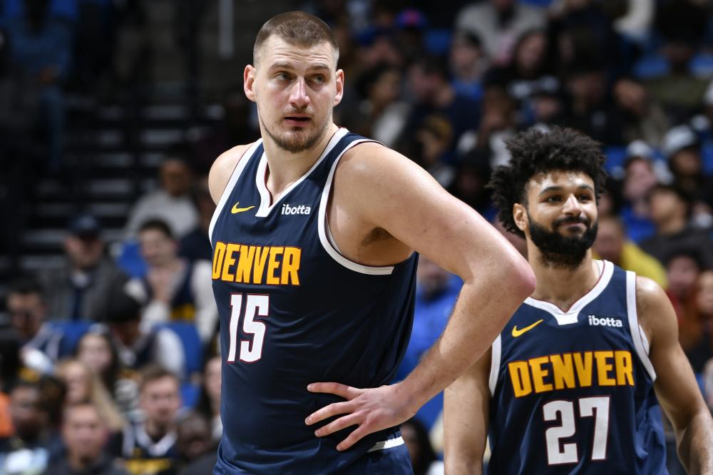 持竞争力的 持竞争力的