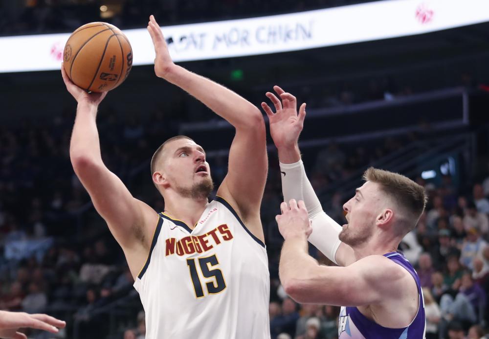 战略调整与 战略调整与